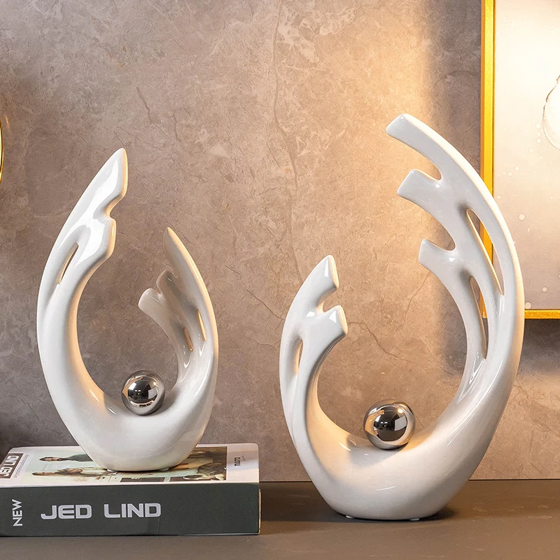 Home Decor Modern Organic - シンプルな白い陶器製の彫刻が施された中空装飾工芸品、オフィスデスクの装飾品、リビングルーム用の家の装飾アクセサリー