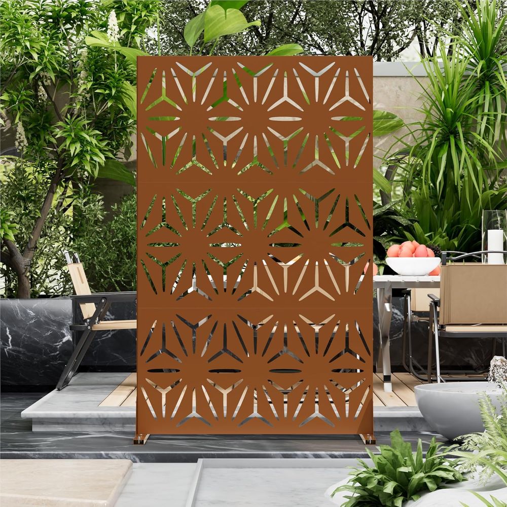 H&M Home Decor - 金属製プライバシースクリーンまたは屋外用自立型72インチ高さ×44インチ幅パティオメタルパネル（スタンド付き）、ブラウンプライバシースクリーンまたは屋外デッキバルコニー用