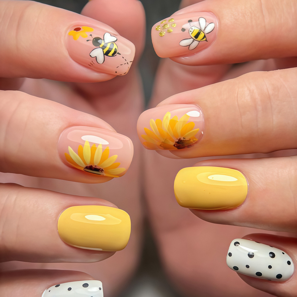Home Decor Yellow - 女性・女の子向けショートスクエアフェイクネイル イエロー・ホワイト・ピンク 春夏の花・蜂・水玉模様 フルカバープレスオンネイル