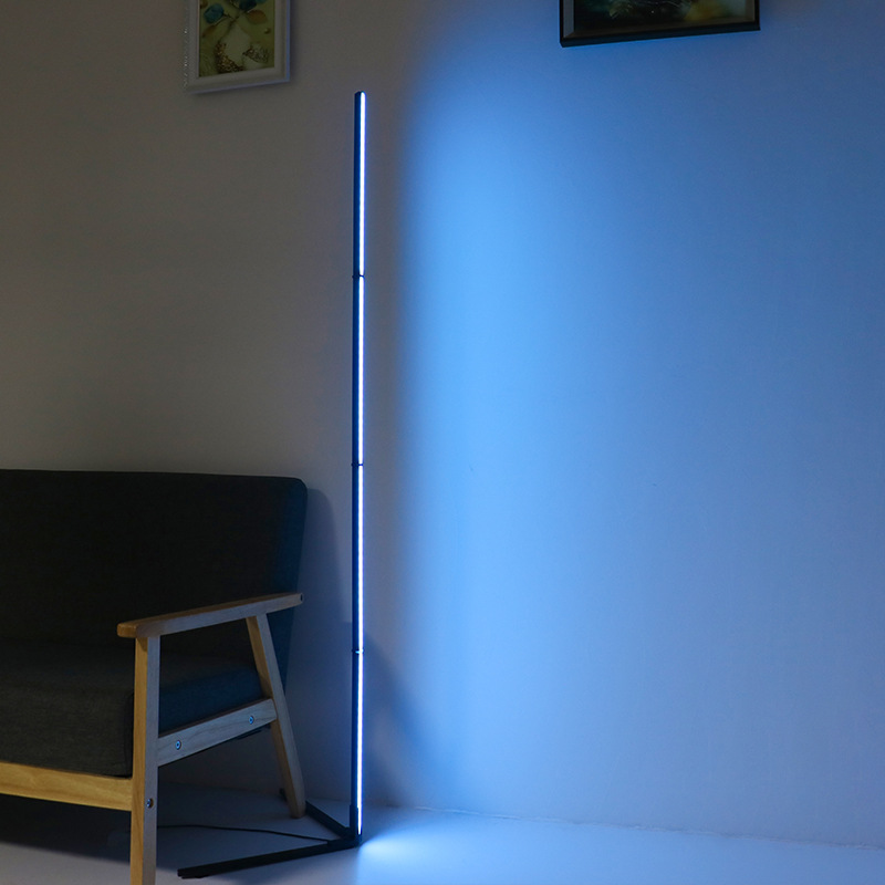 Tuya RGBIC LED フロアランプ 180 センチメ - Home Decor App のレビューと価格